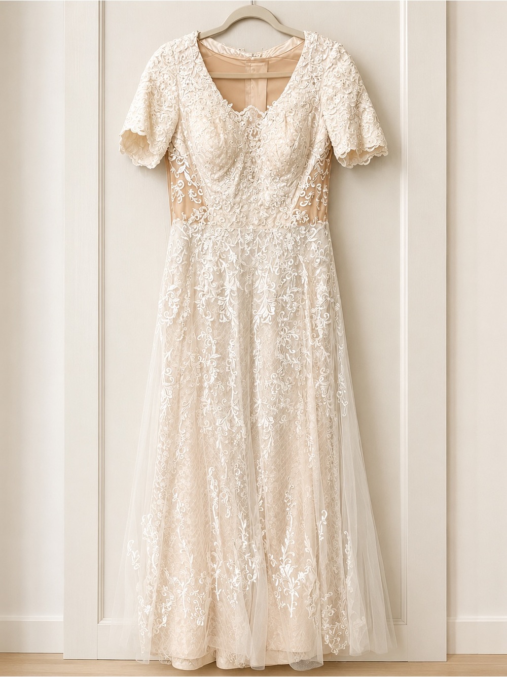 Galina Signature SWG722 Modified Lace A-Line Wedding Gown Size 10